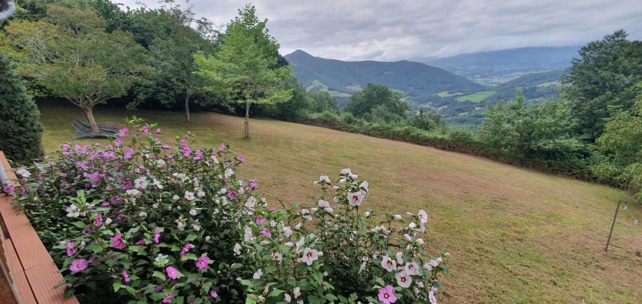 Gite Xuritenborda 7 Personnes Avec Vue Exceptionnelle Sur Les Montagnes Basque Ossès Εξωτερικό φωτογραφία
