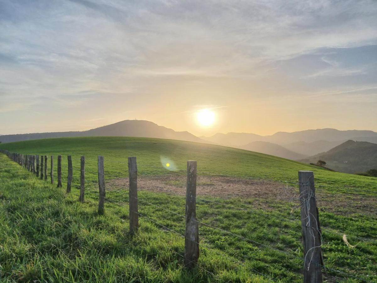 Gite Xuritenborda 7 Personnes Avec Vue Exceptionnelle Sur Les Montagnes Basque Ossès Εξωτερικό φωτογραφία